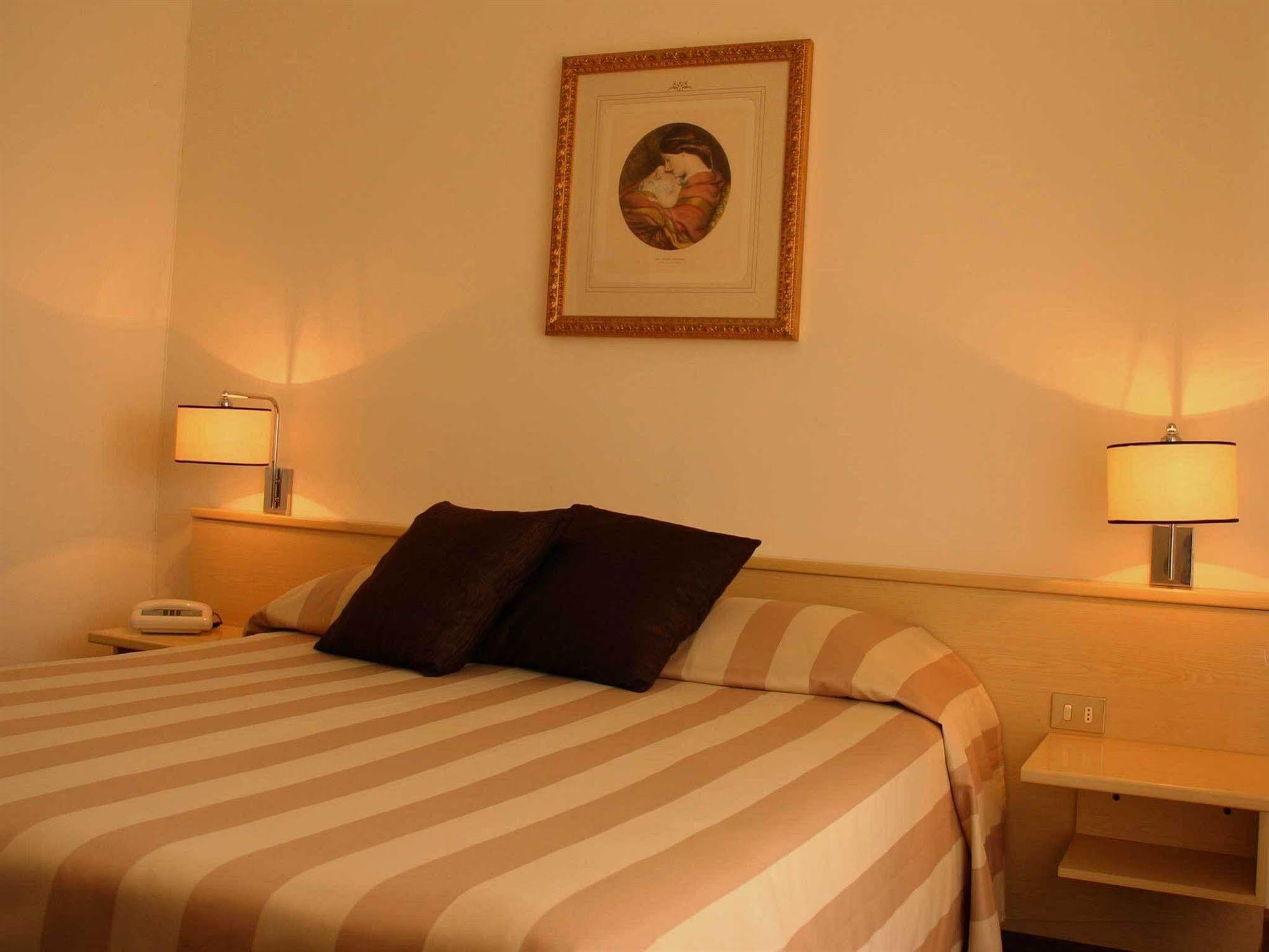Hotel Ancora Riviera Лаваня Екстериор снимка